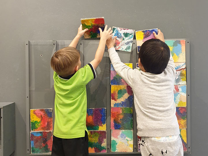 Children having fun at the Playeum – Children’s Centre for Creativity.