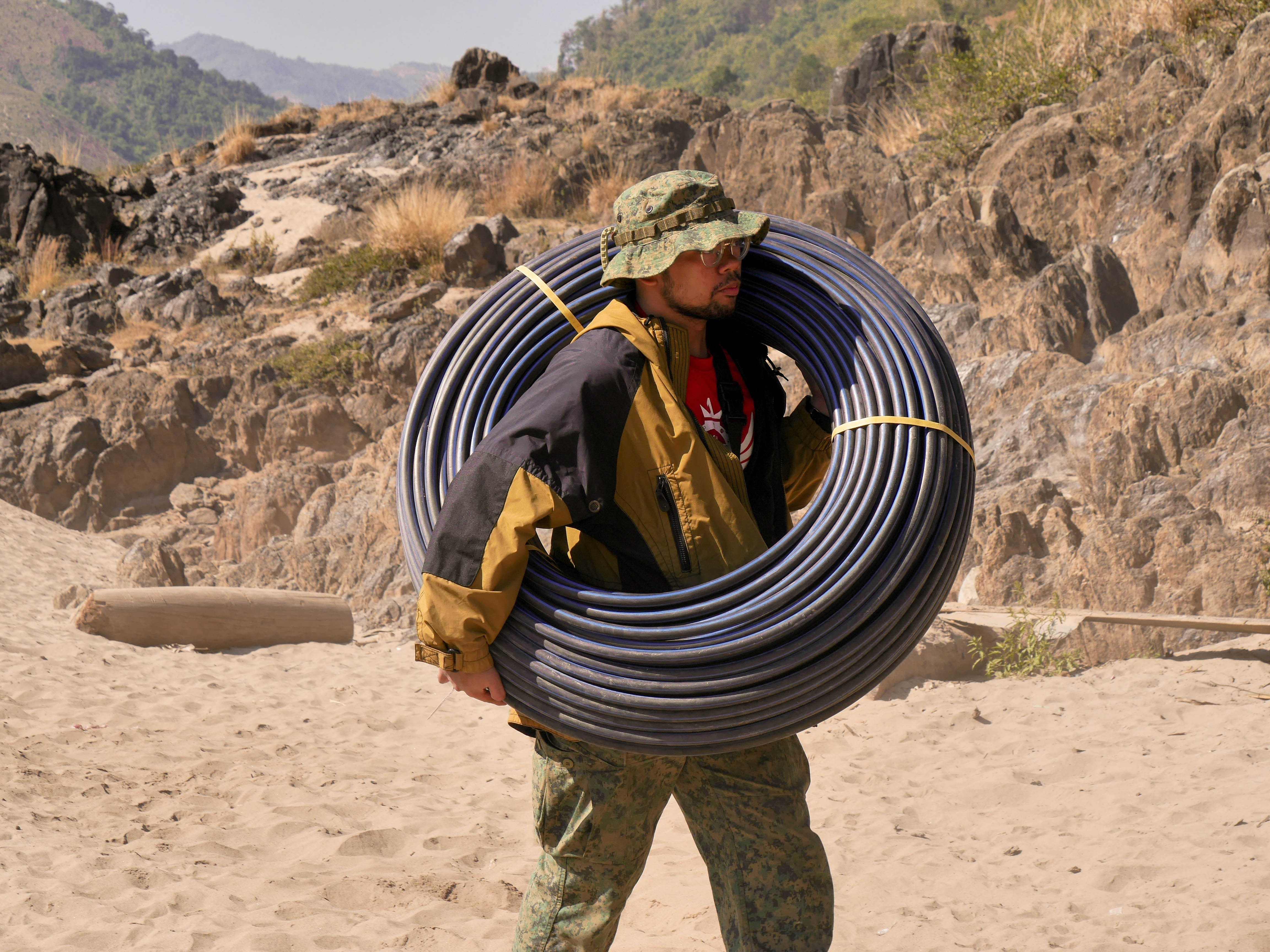 Water filter, Ban Houehin