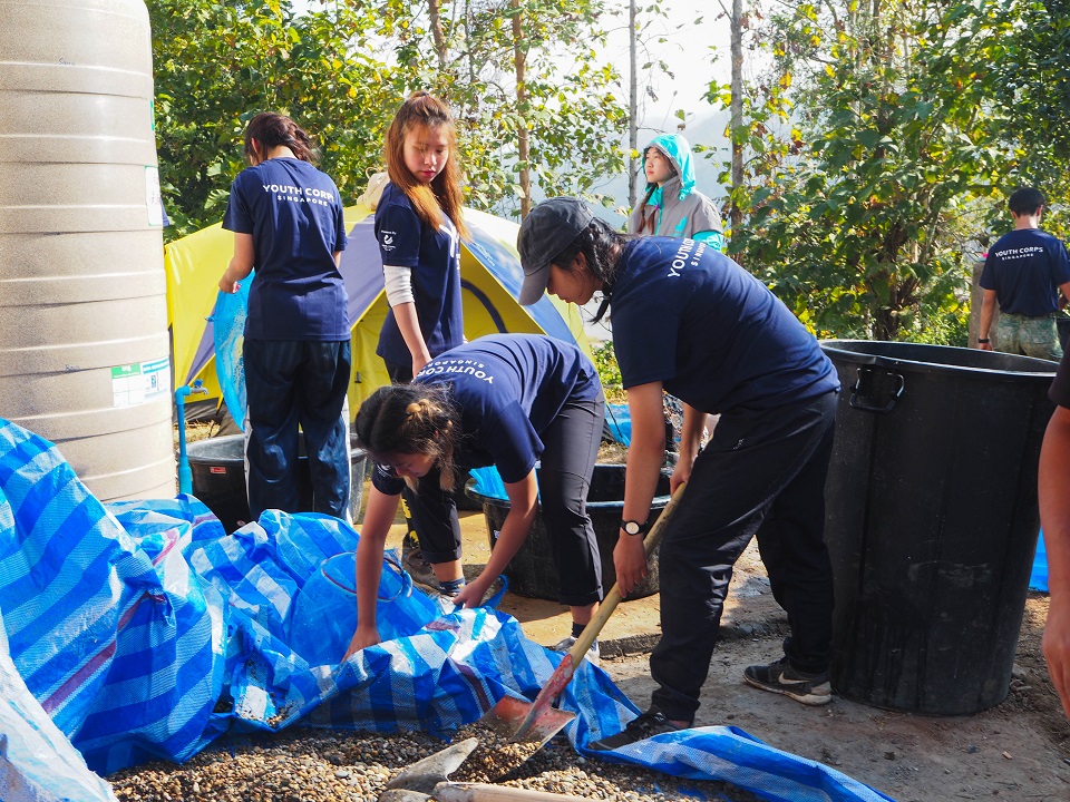 During our stay at Ban Houehing village, we collaborated with villagers to build a water filtration system to provide safe and clean drinking water.